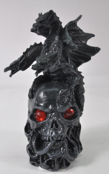 Drachen auf Totenkopf m. Licht BB, ca. 17,5x12x24,5cm