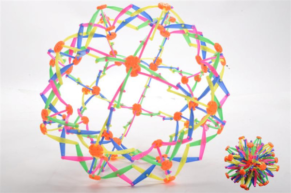 Stern OPP, ca. D: 15cm(zu), 27cm(auf)